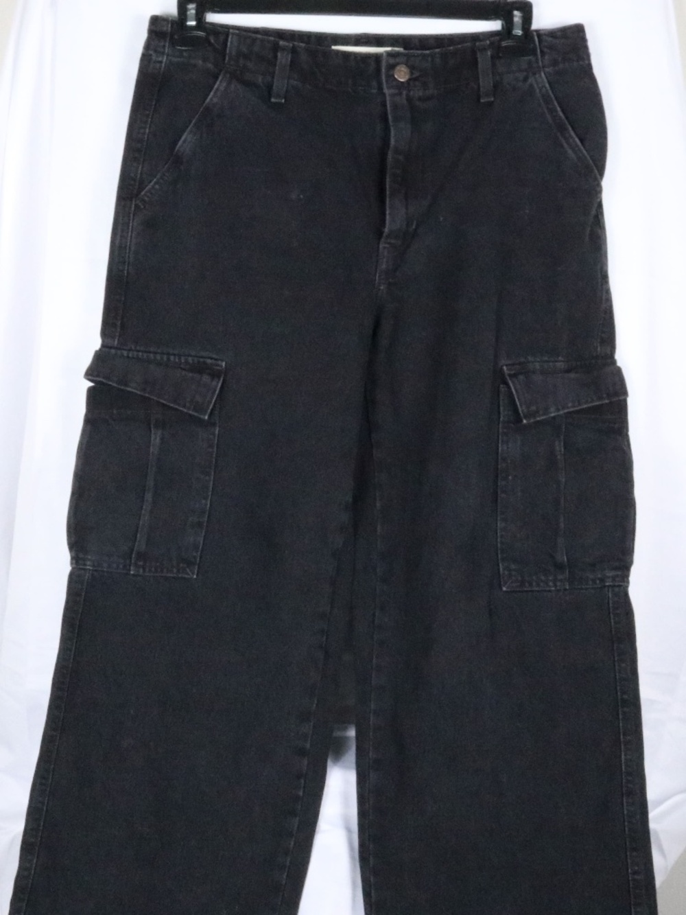 Levi’s 94 Baggy Cargo Pants Black Denim Adjustable Hem Utility 30x30 unisex